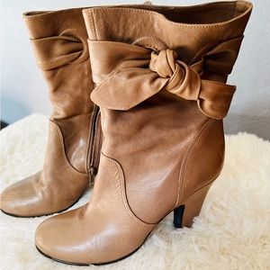 Biala Tan Leather Booties size 8M #letscelebrate